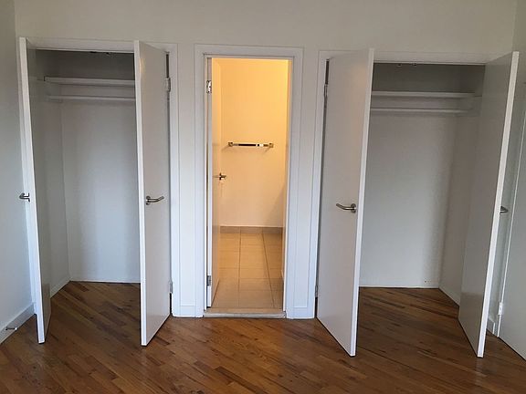 5th image of 215 W 20th St Ste 6W