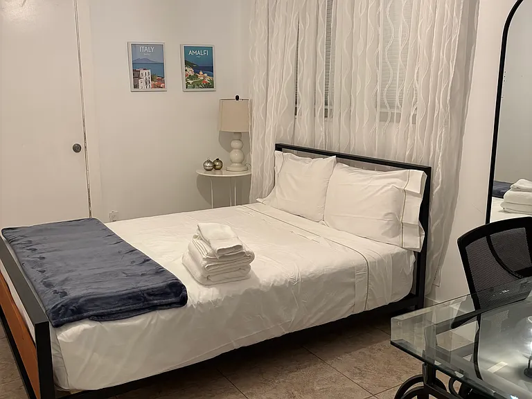 NW 38th Pl — Photo 6