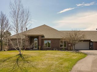 147 Deerwood Ct, Hudson, WI 54016