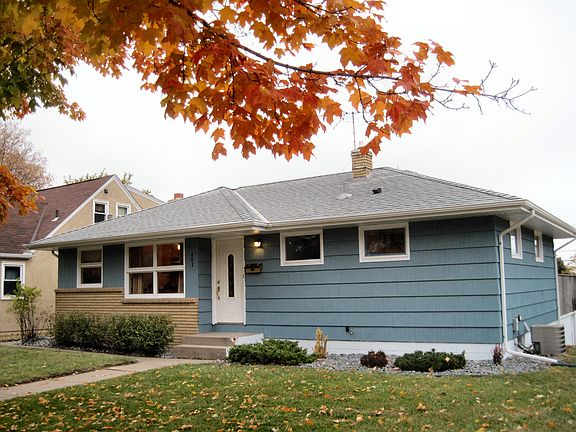 3rd image of 402 19th Ave N