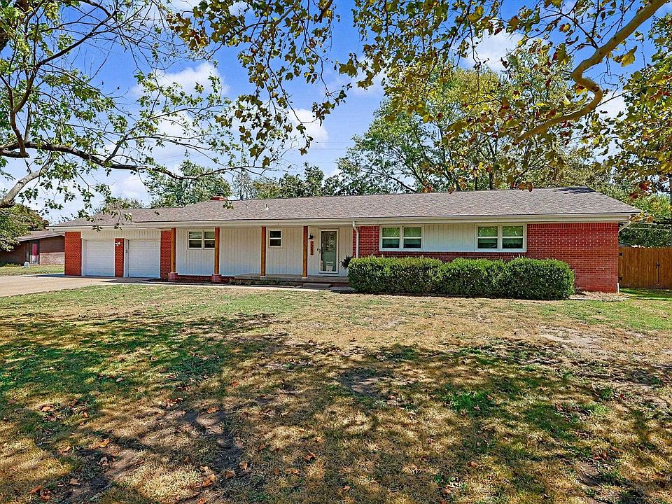 1st image of 2242 N Cardinal Dr