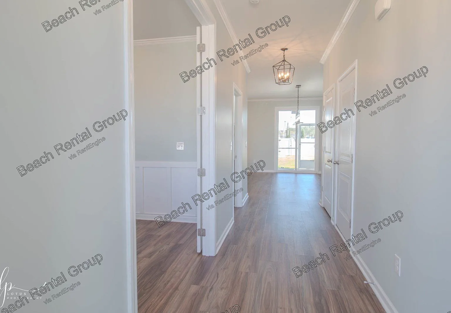 4 bed, 2.5 bath, 2400 sqft, $2,695 — Photo 4