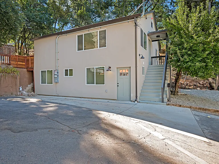 2849 Coloma St #B — Photo 21
