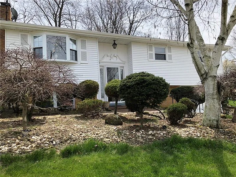 7110 Gayle Dr photo 1