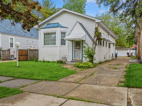 2033 S 3rd Ave, Maywood, IL 60153