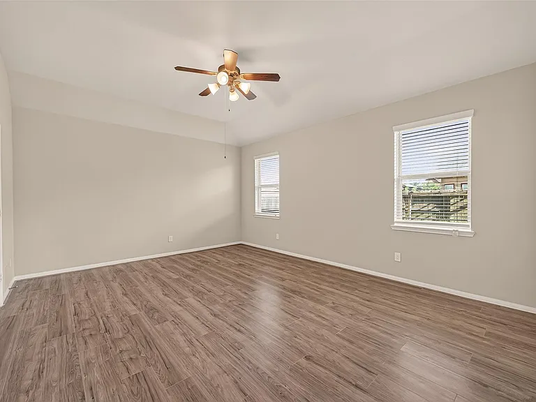 20427 Alpine Meadow Pl — Photo 29
