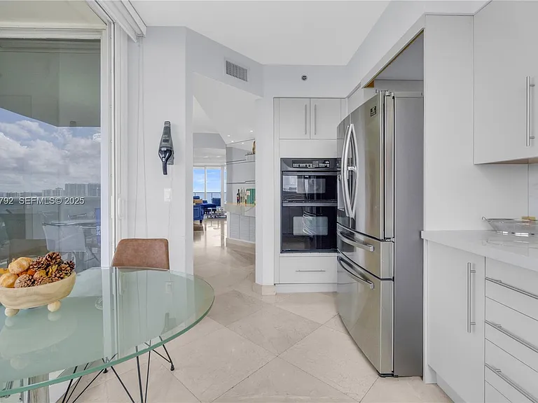 19111 Collins Ave #1607 — Photo 5