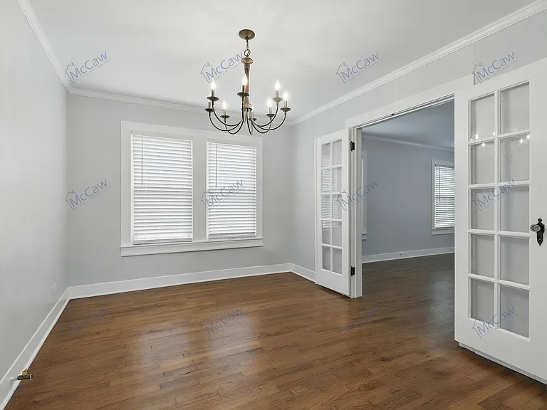 2516 Primrose Ave — Photo 10