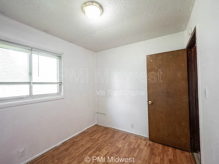 8124 E 37th Pl — Photo 12