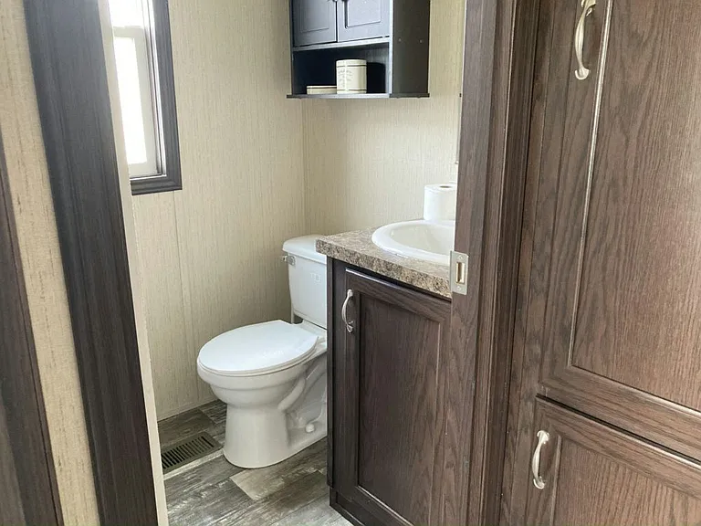 1501 S Airport Dr #267 — Photo 5