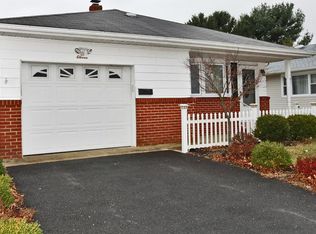 11 Frederiksted St, Toms River, NJ 08757