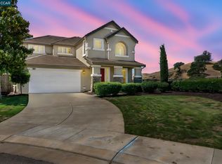 9028 Tee Box Ct, Patterson, CA 95363