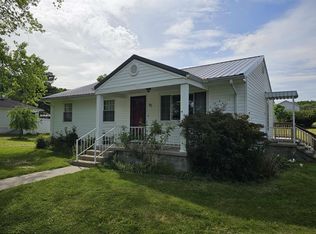 92 Walker St, Rivesville, WV 26588