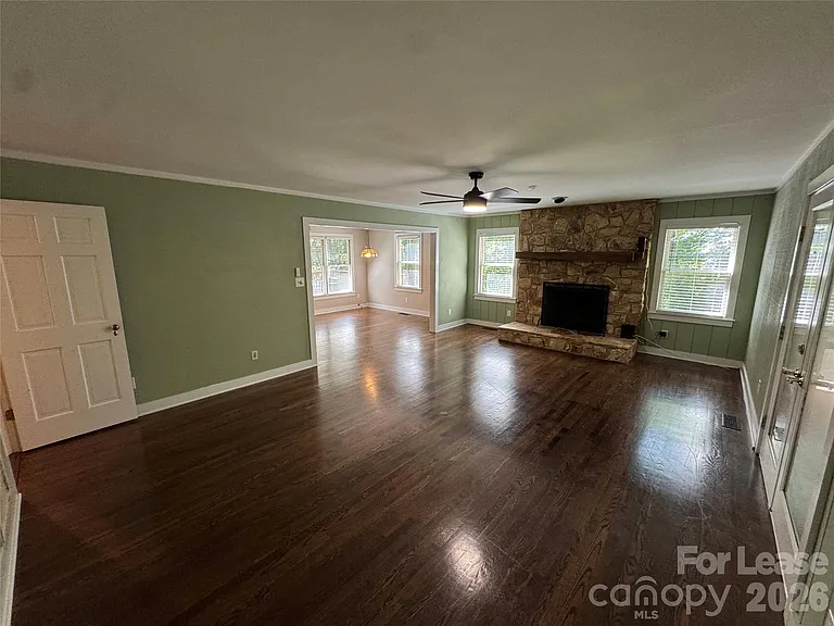 219 Lark Field Dr — Photo 8