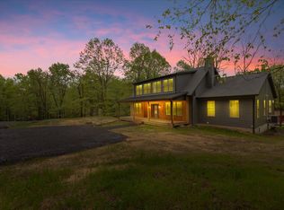 1448 Lake Ln, Pocono Lake, PA 18347