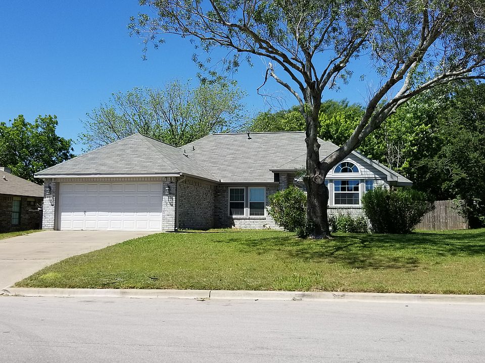 1st image of 207 Blackfoot Dr