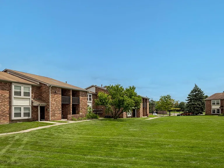 Pavilion Court Apartment Homes — Photo 23