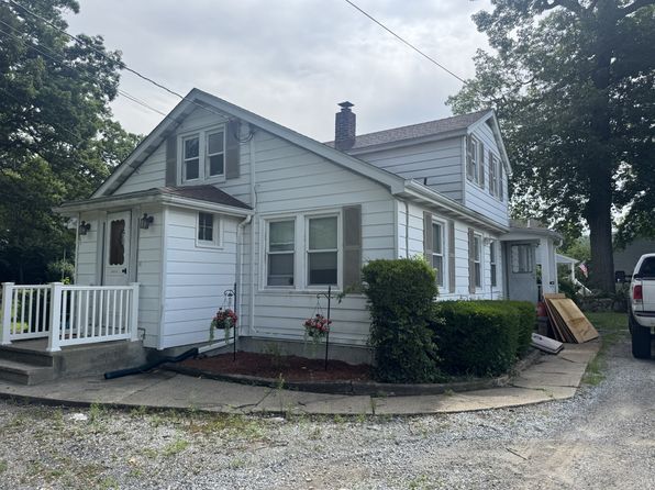 114 Montgomery Rd