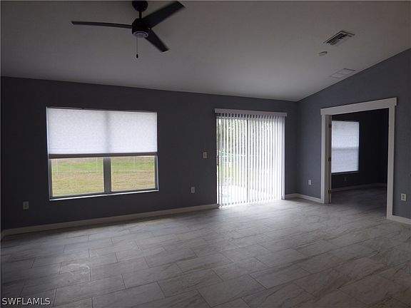 5th image of 730 Randall Ave E