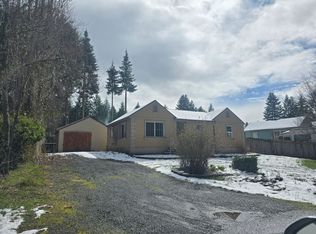 49634 High Prairie Loop, Oakridge, OR 97463