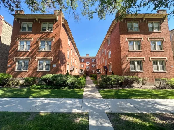 4828 W Hutchinson St APT 2W, Chicago, IL 60641
