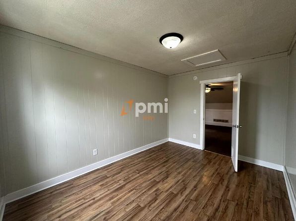 112 E Fulton St UNIT B, Michigan City, IN 46360
