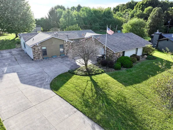 547 Laramie Trce, Kendallville, IN 46755