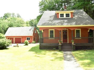 383 Riverside Dr, North Grosvenordale, CT 06255