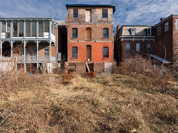 5th image of 203 Liberty St