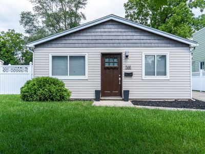 1588 W Hazelhurst St, Ferndale, MI, 48220