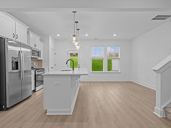 7th image of this home