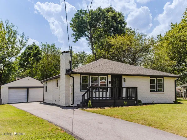 2716 Pioneer Rd, Shively, KY 40216
