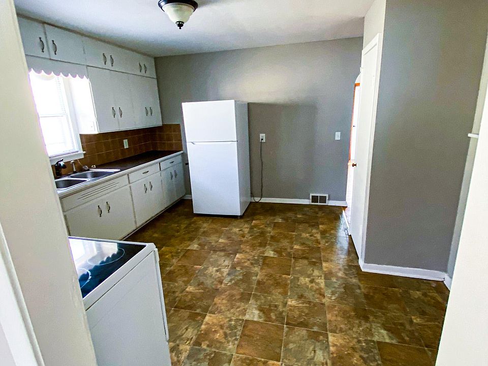 1st image of 3009 Edmond St