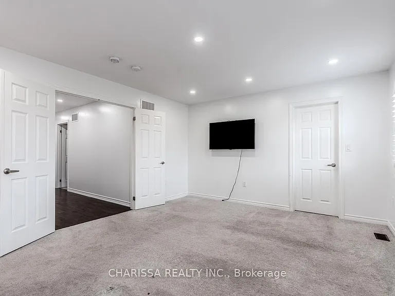 1334 Apollo St #MAIN — Photo 32