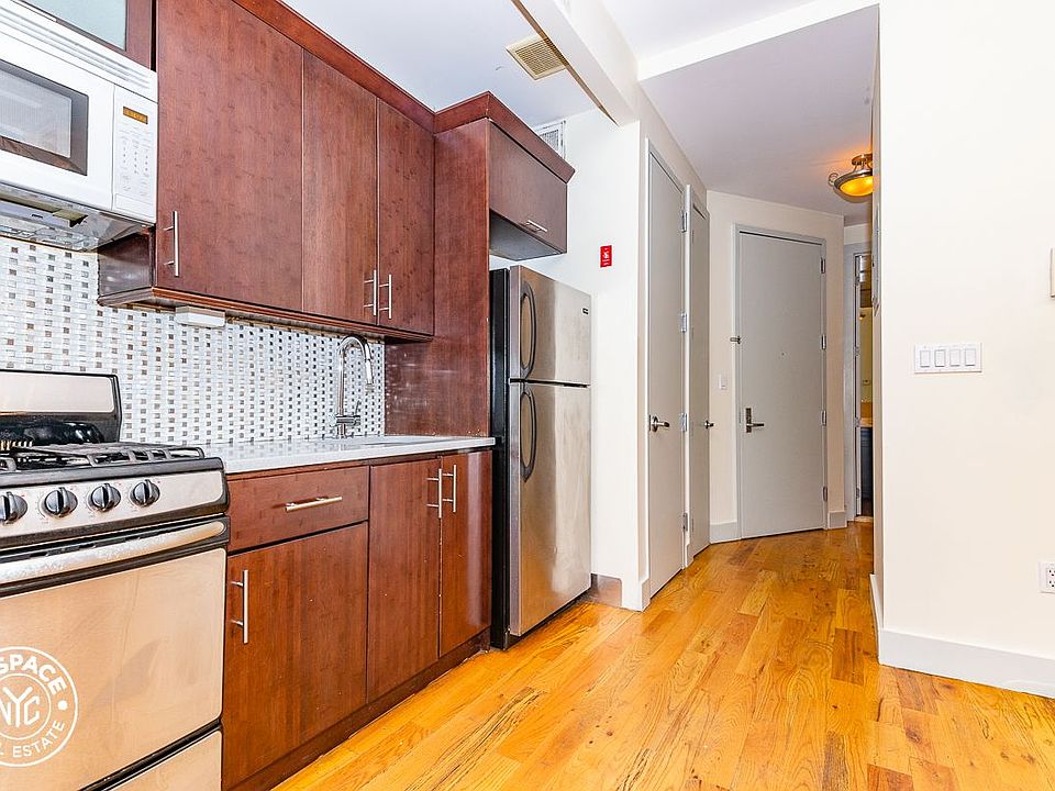 1st image of 1323 Bedford Ave #3BX
