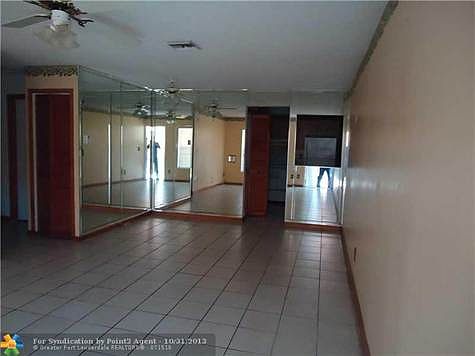 3rd image of 11042 Royal Palm Blvd #6-5
