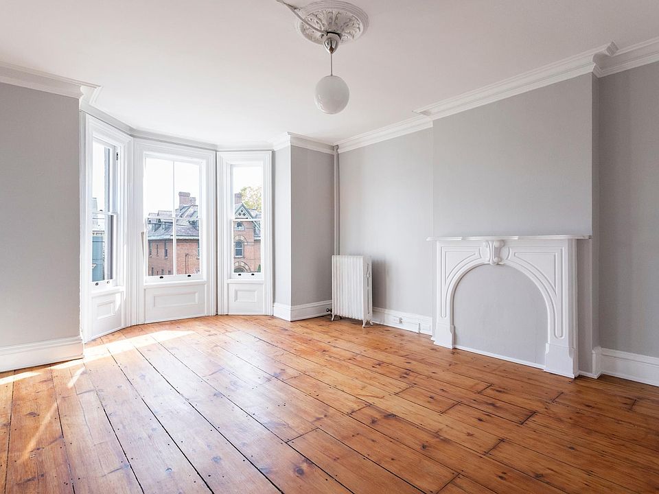 1st image of 263 Grand St #2