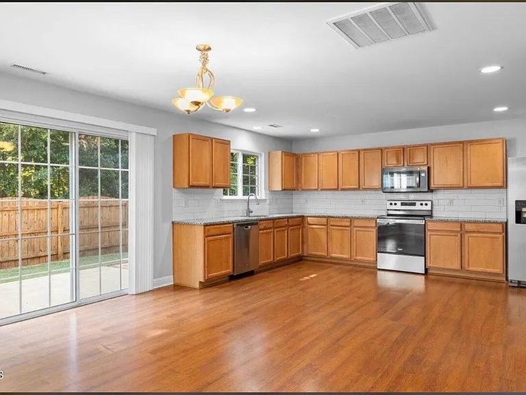 321 Apple Drupe Way — Photo 15