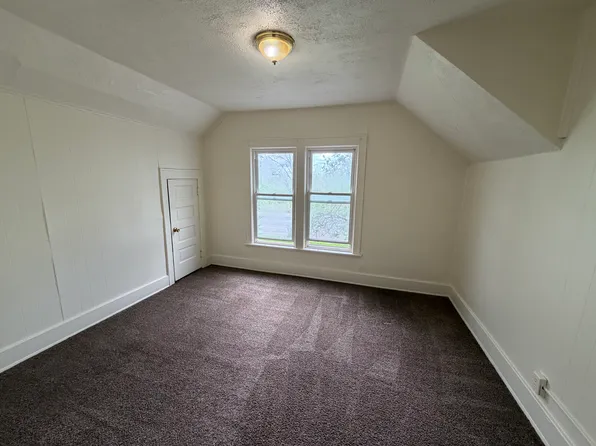 15286 S Telegraph Rd #2, Monroe, MI 48161
