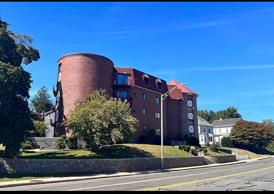 1st image of 215 Thomas Burgin Pkwy #42