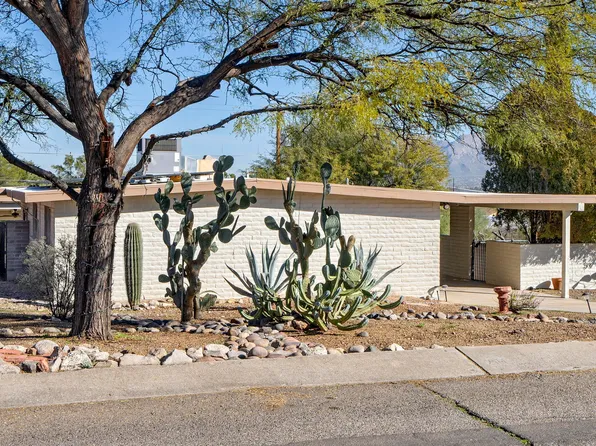 2140 W Rainbow Ridge Rd, Tucson, AZ 85745