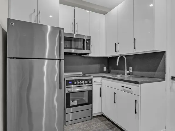 1142 Lafayette Avenue image 2 of 13