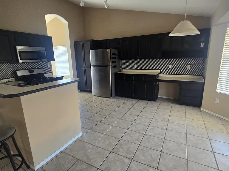 1541 S 34th Ave — Photo 7