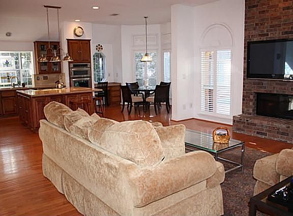 2nd image of 2604 Woodside Cir