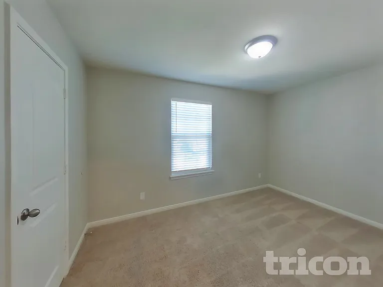 11826 Davalos Ln — Photo 15