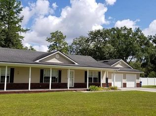 37057 S Oak St, Hilliard, FL 32046