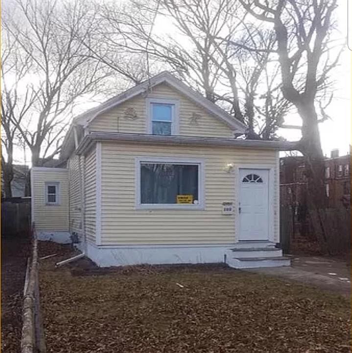 1st image of 180 Carlisle St #1