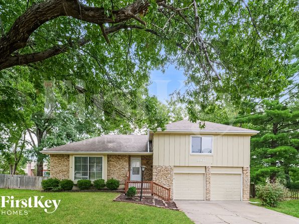8802 W 95th Ter