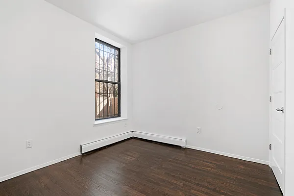 Rented by Compass | media 6