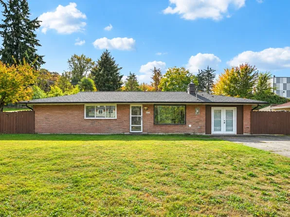 1649 S 223rd Street, Des Moines, WA 98198